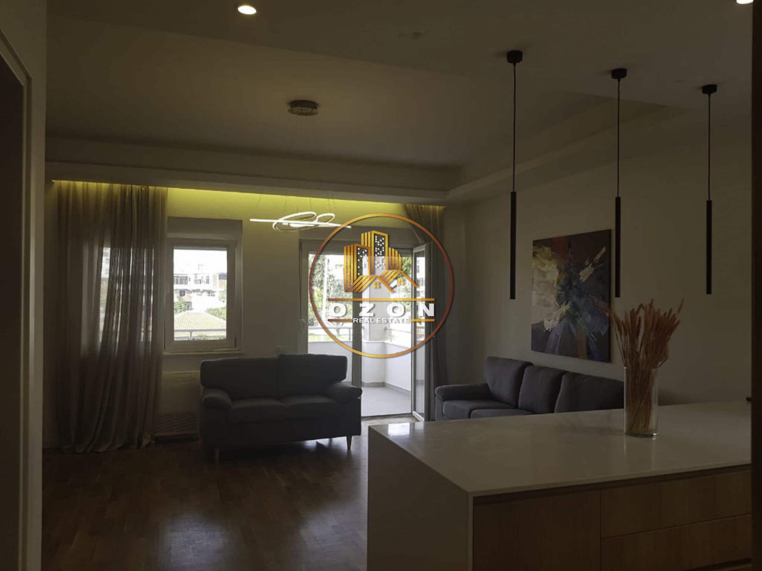 JEPET ME QERA APARTAMENT 3+1+2 + 2 POSTE PARKIMI NE REZIDENCE PRANE TEG !