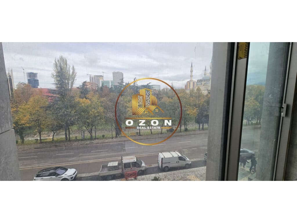 Ambiente Biznesi për Qira tek Downtown One! 3