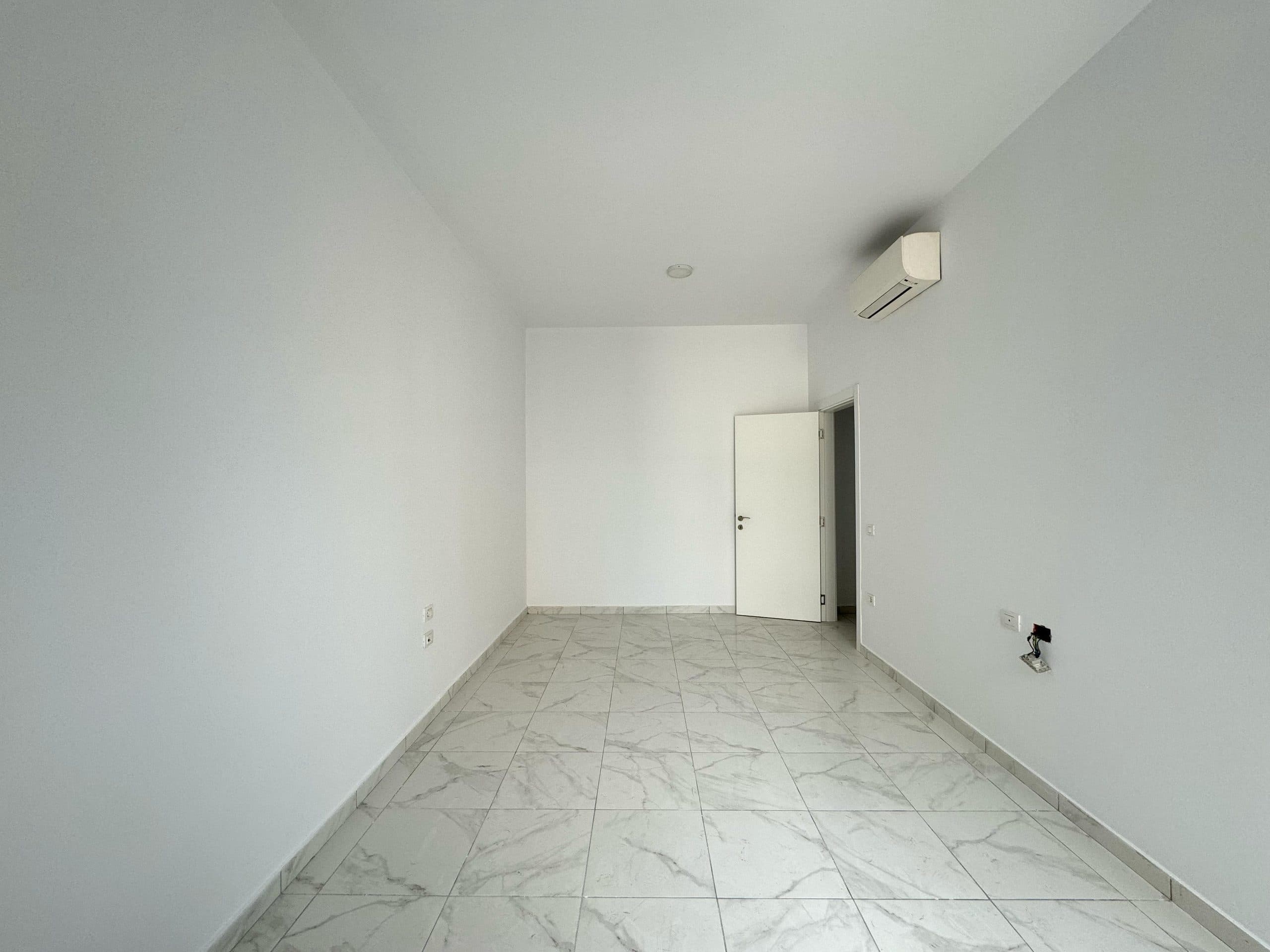 Apartament 3+1+2 për Qira tek Nisharaku pranë Square 21! 4