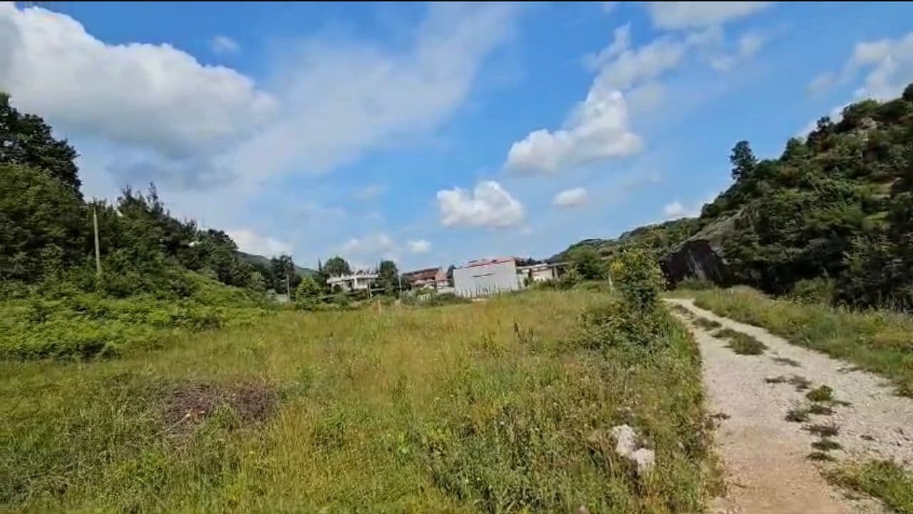 Toka për Shitje në Ibën e Poshtme - Investim Ideal! 3