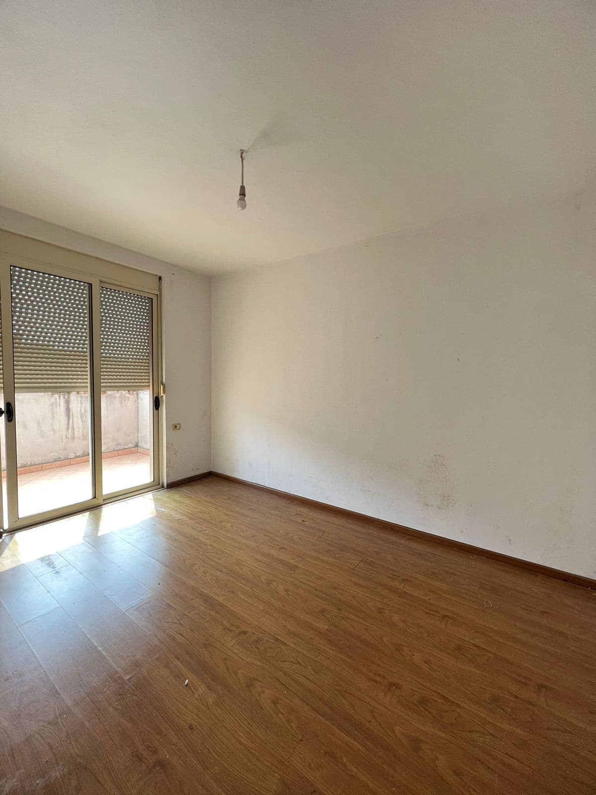 JEPET ME QERA APARTAMENT 2+1+2 BOSH, PRANE VILES L , ASTIR! 4