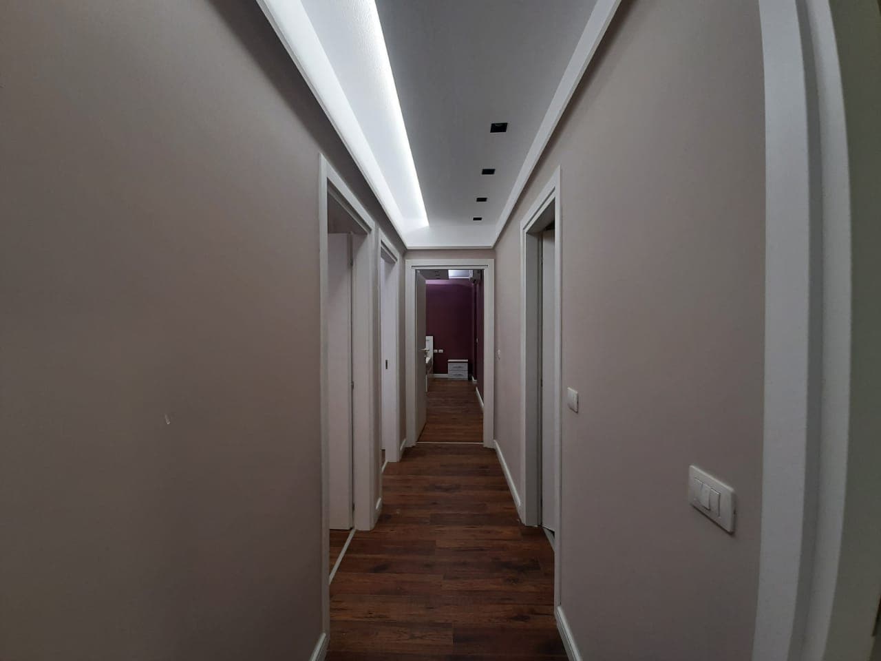 JEPET ME QERA APARTAMENT 3+1+2 ,TEK FIORI DI BOSCO !!!