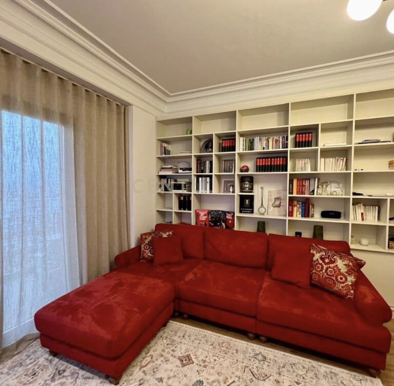 Apartament Modern 2+1+2 për Shitje tek Tirana Garden Building, Rruga e Kavajës!