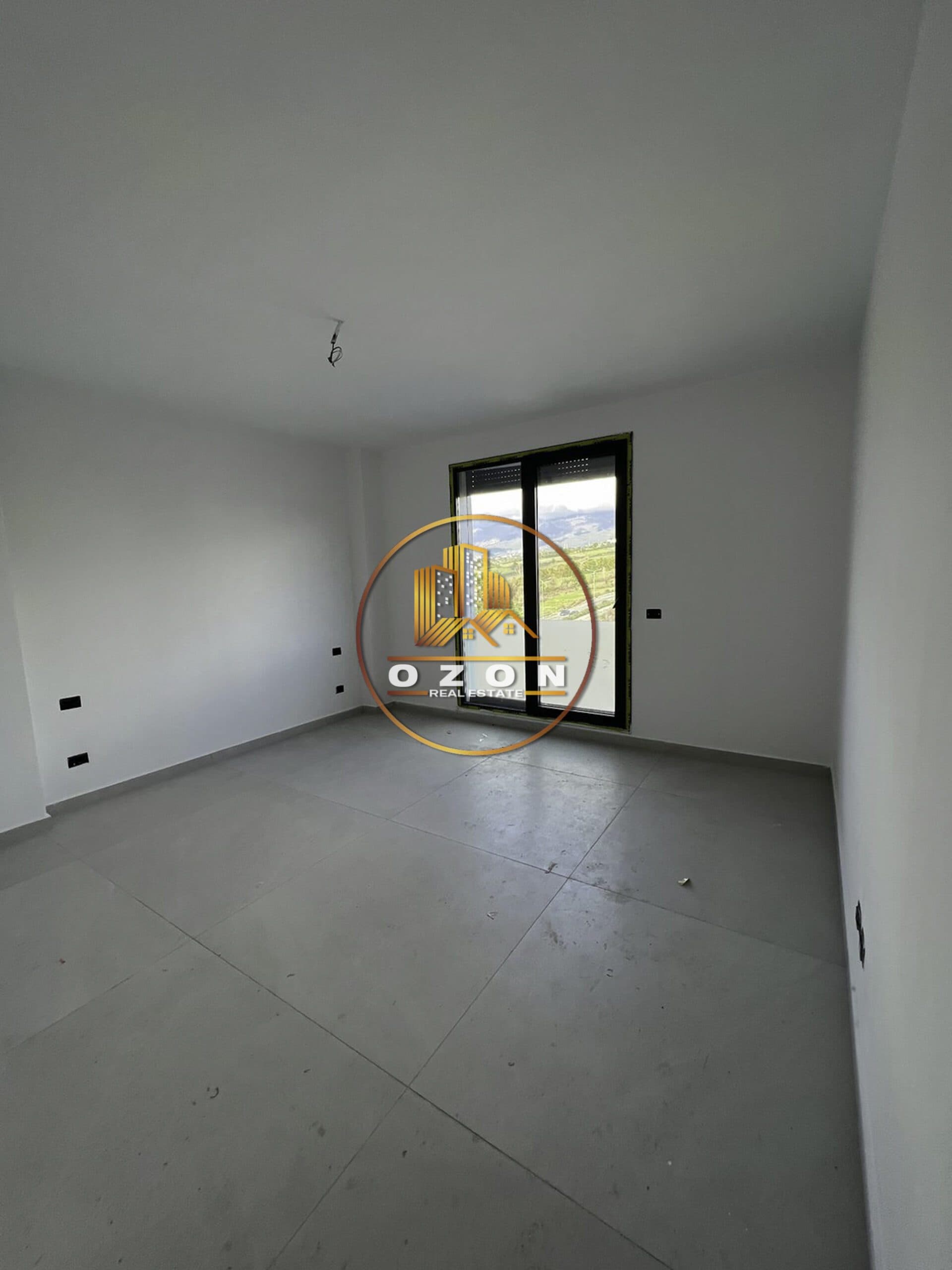 SHITET APARTAMENT 2+1+2+ PARKING TEK RESIDENCE SOFIA PRANE TEGUT !