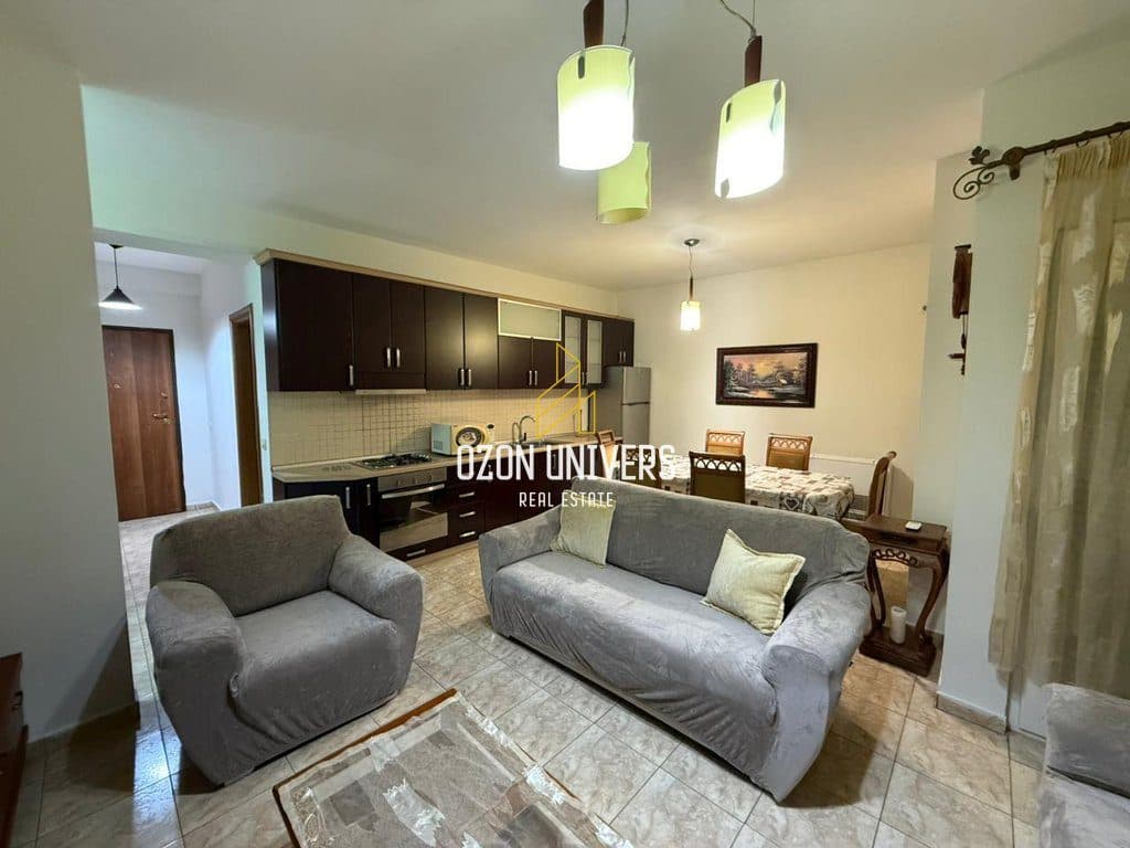 Apartament 2+1 për Qira, tek Rruga Bill Klinton! 3