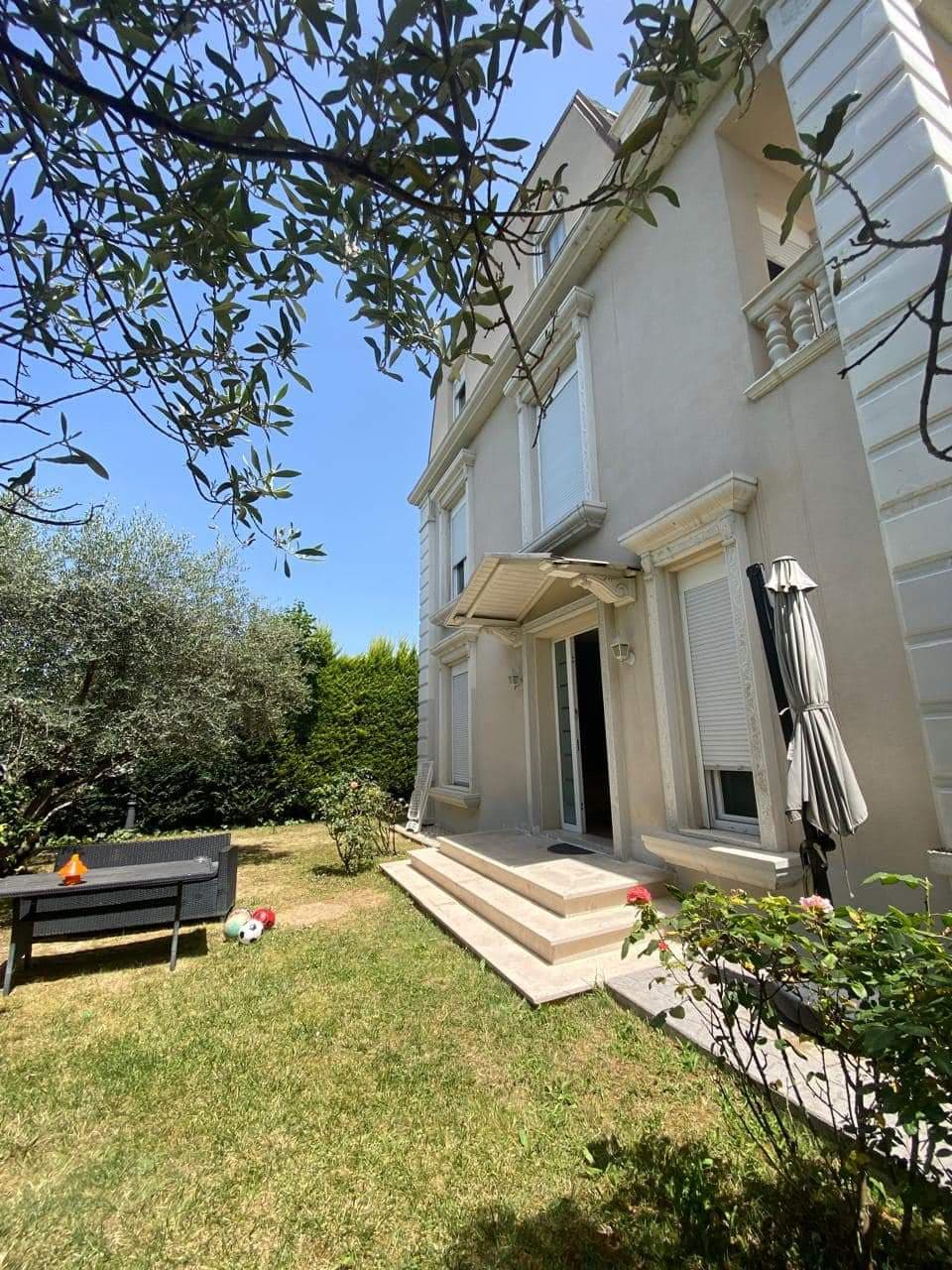 Vilë për Qira tek White House Residence! 2