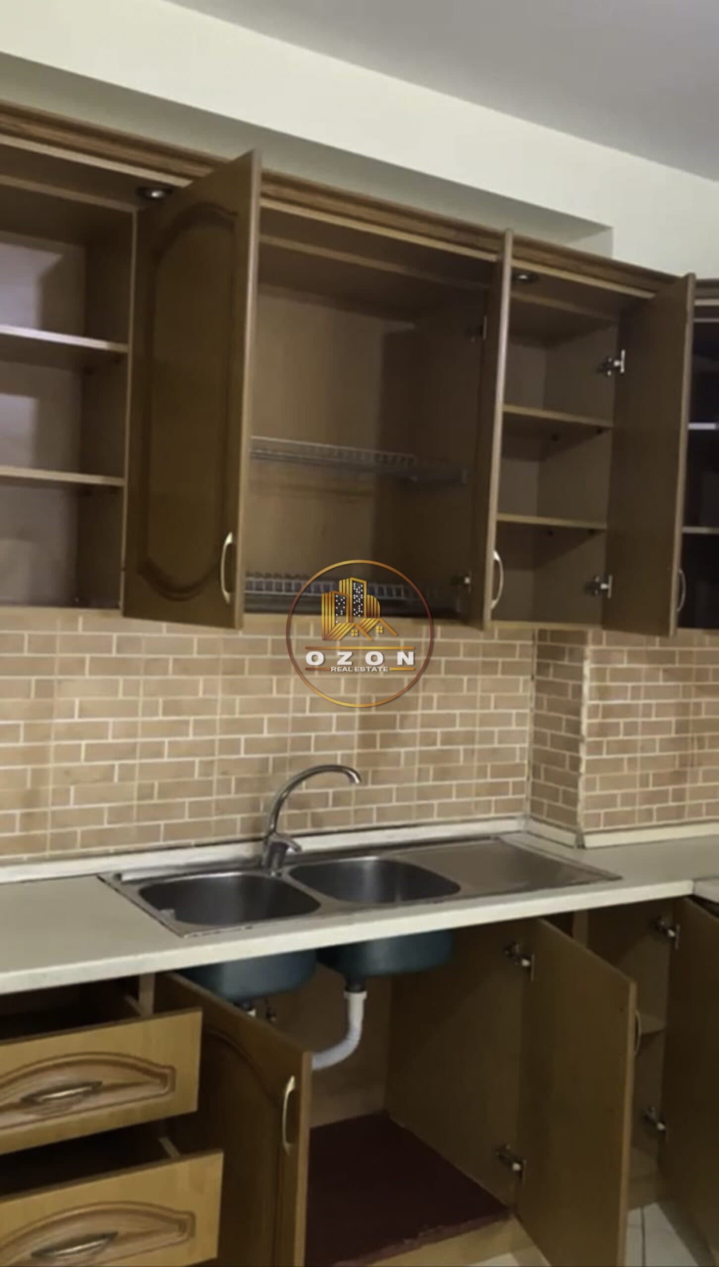 Jepet me qera dhe shitet apartament 2+1+2wc ne Astir,Tirane 4