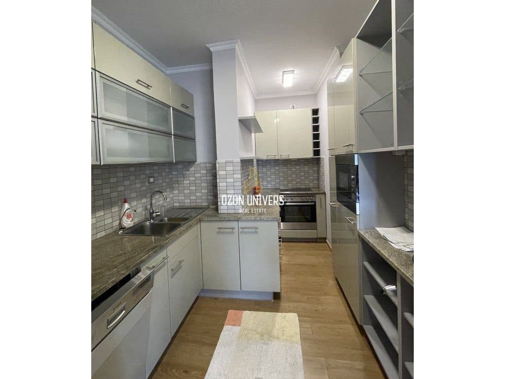 Apartament 2+1+2 me qira, tek Rruga e Kosovarëve 2