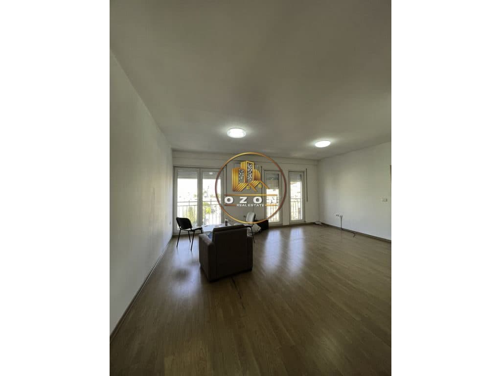 JEPET ME QIRA AMBIENT BIZNESI, TEK 21 DHJETORI! 4