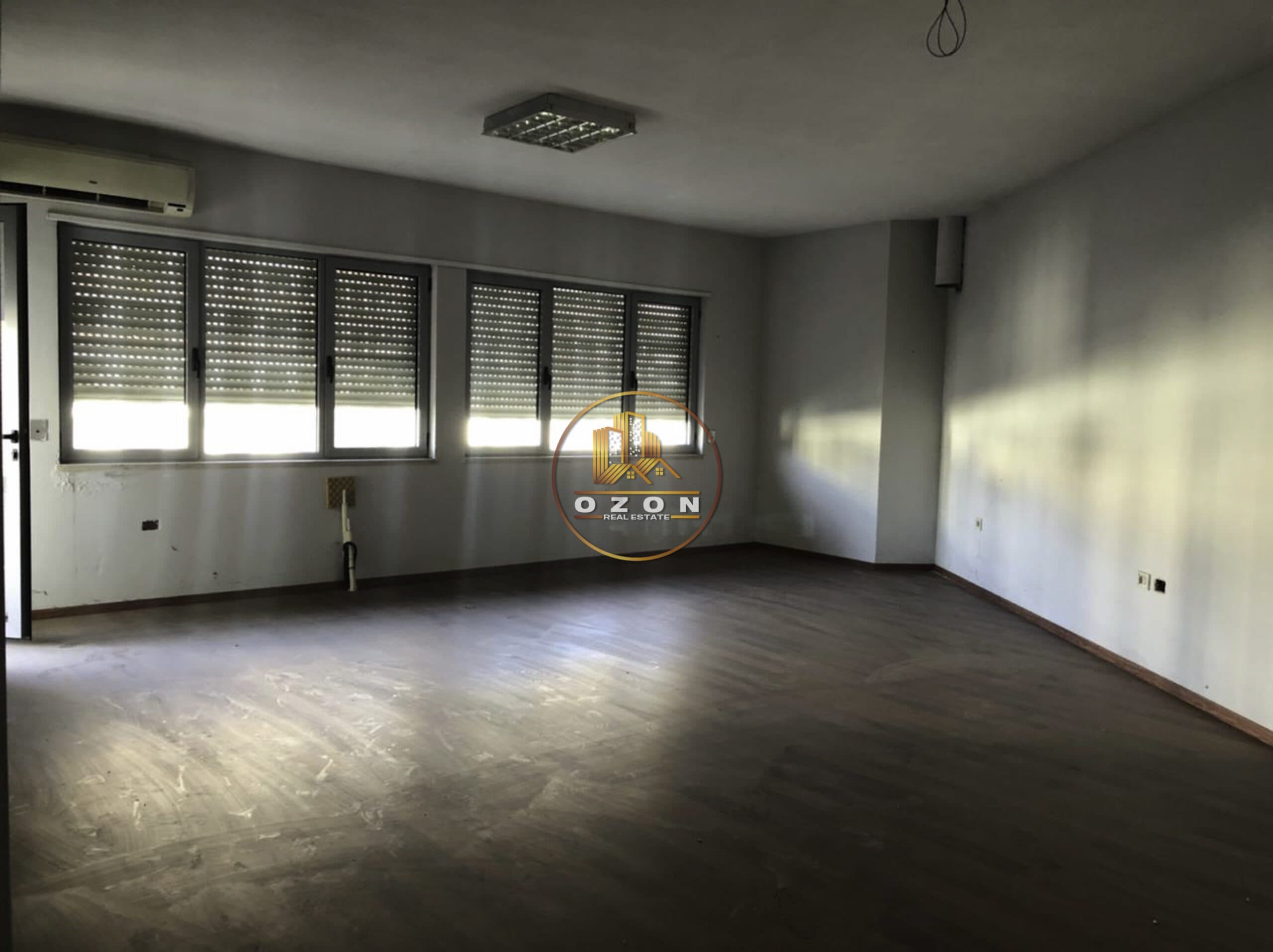Liqeni Artificial (PAM),Shitet apartament 3+1,me Hipoteke.