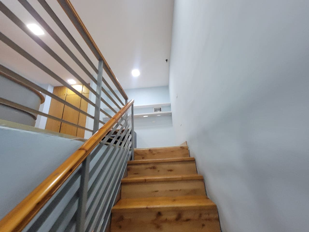 Ambient duplex per shitje te Rruga e Kavajes ! 3