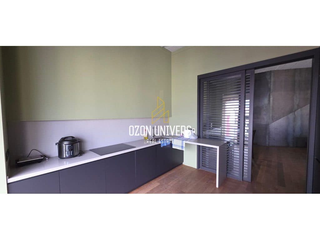 Apartament 3+1+2 për qira, tek Ozone Electronics në Astir! 4