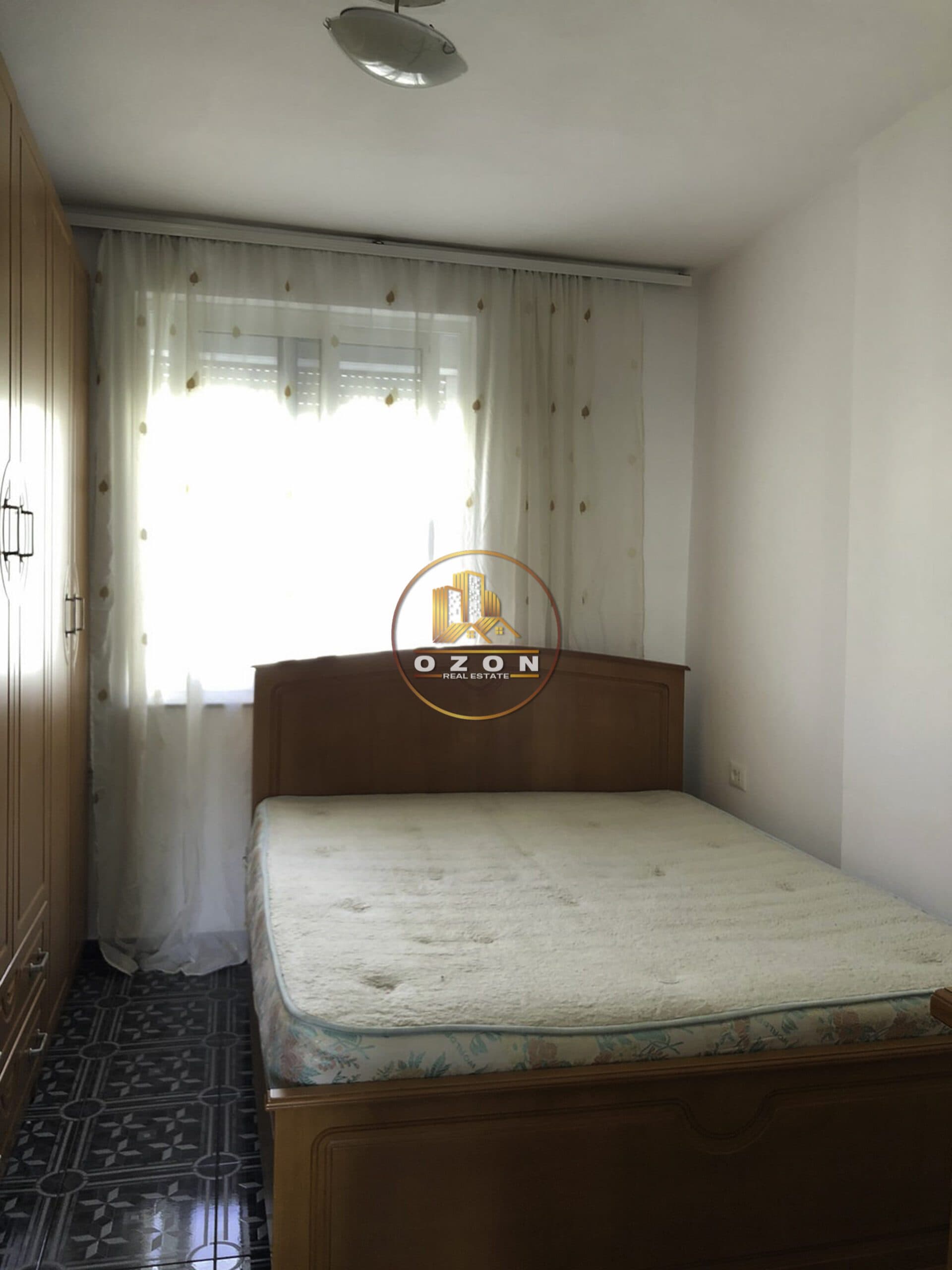 JEPET ME QERA APARTAMENT 1+1 TEK MINE PEZA !