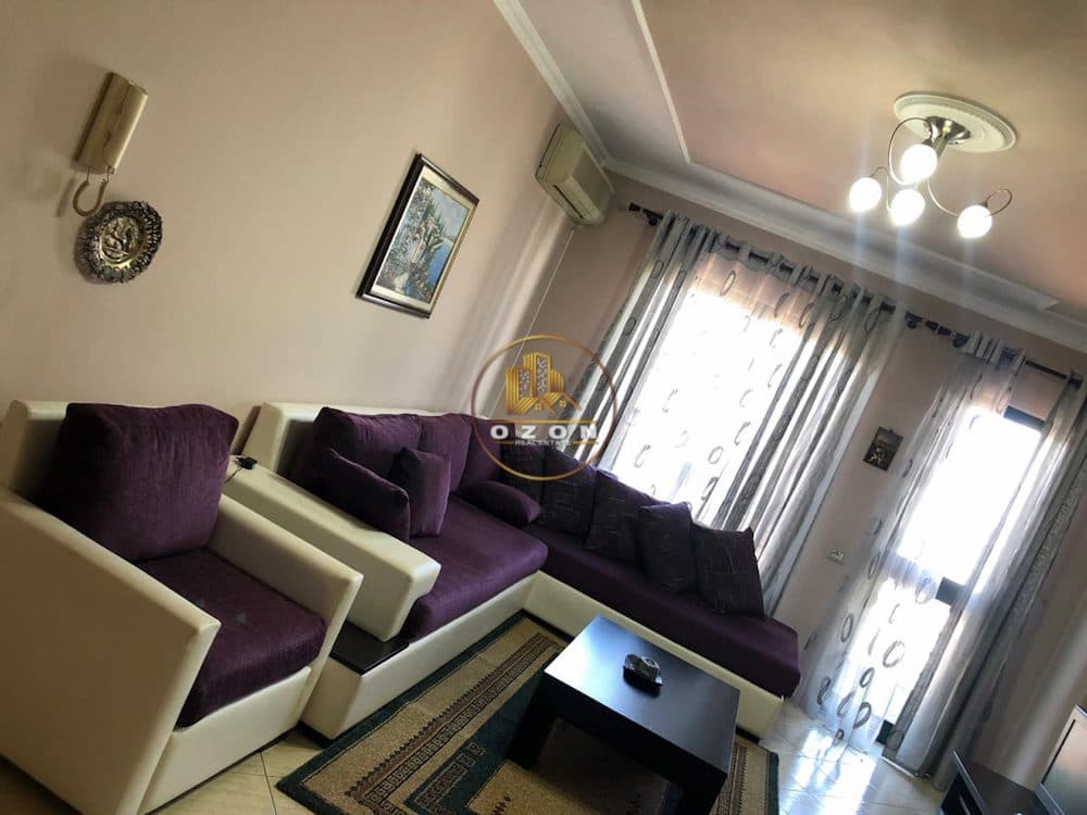 Apartament 2+1+2 wc,2 ballkone per qira , Adresa : Rruga e Saraceve.Selvia 4