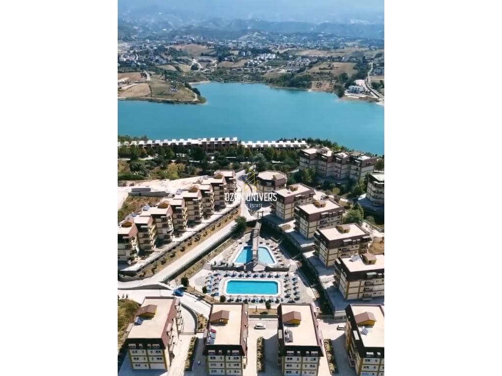 Apartament 2+1+2 në shitje, tek Lakeland Residence, Farkë