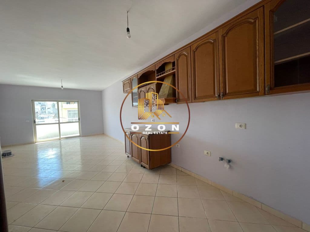 SHITET APARTAMENT 1+1 TEK FRESKU!