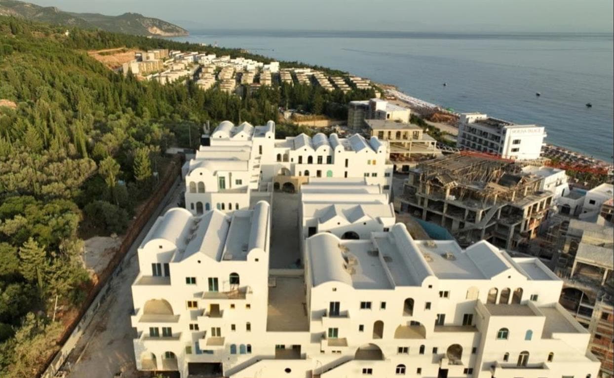 Apartament per shitje ne Dhermi ! 3