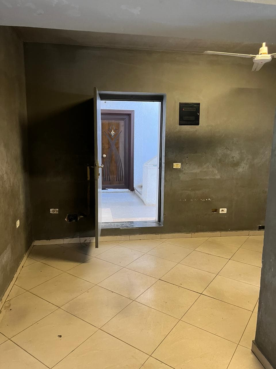 SHITET APARTAMENT 1+1 TEK PAZARI RI! 4