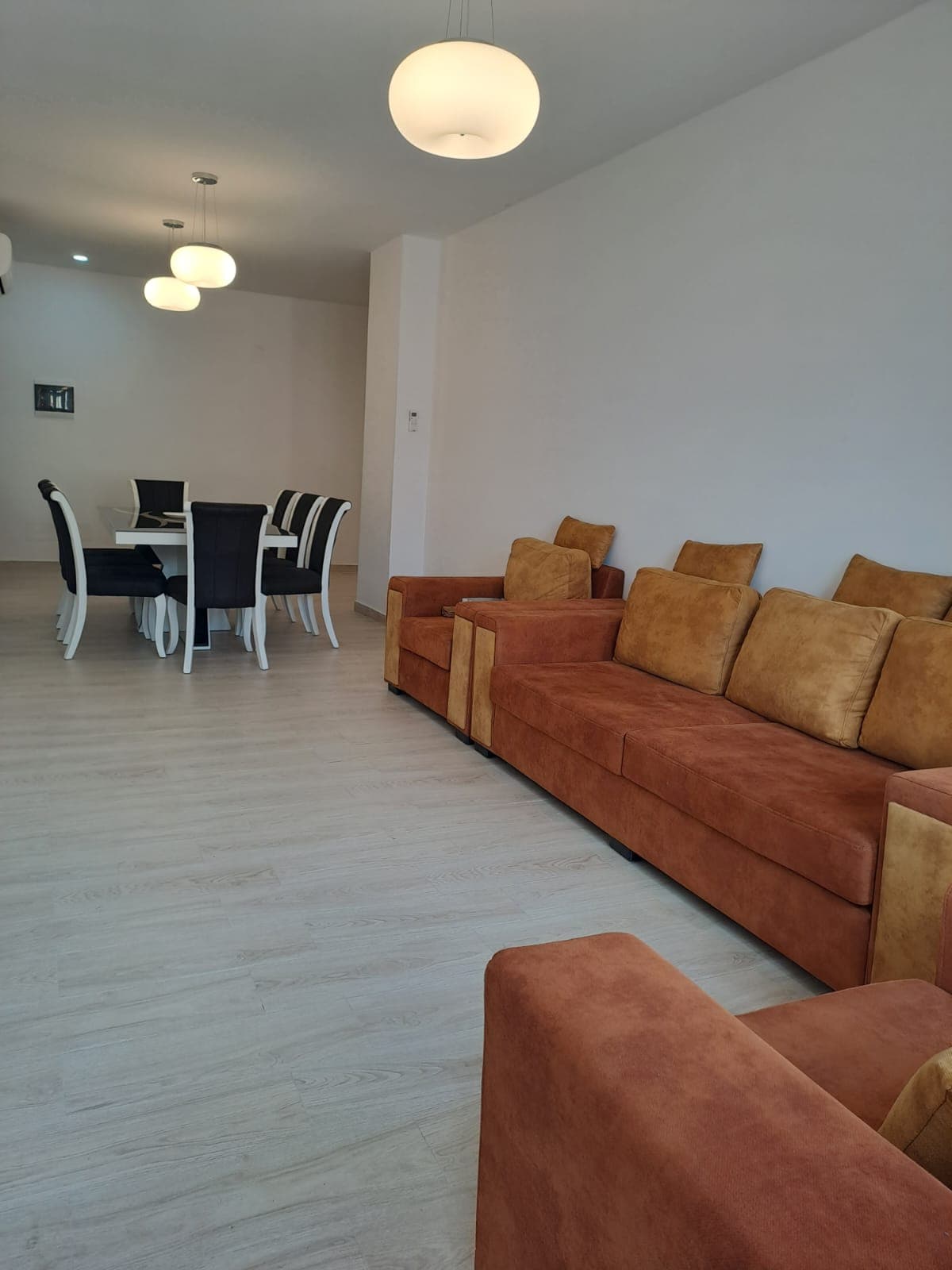 Apartament Me Qira 2+1+3 Në Afërsi Të Shkencave Të Natyrës, Qendër!