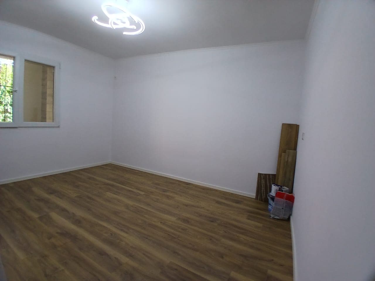 Apartament per shitje 2+1 te Tregu Elektrik ! 2