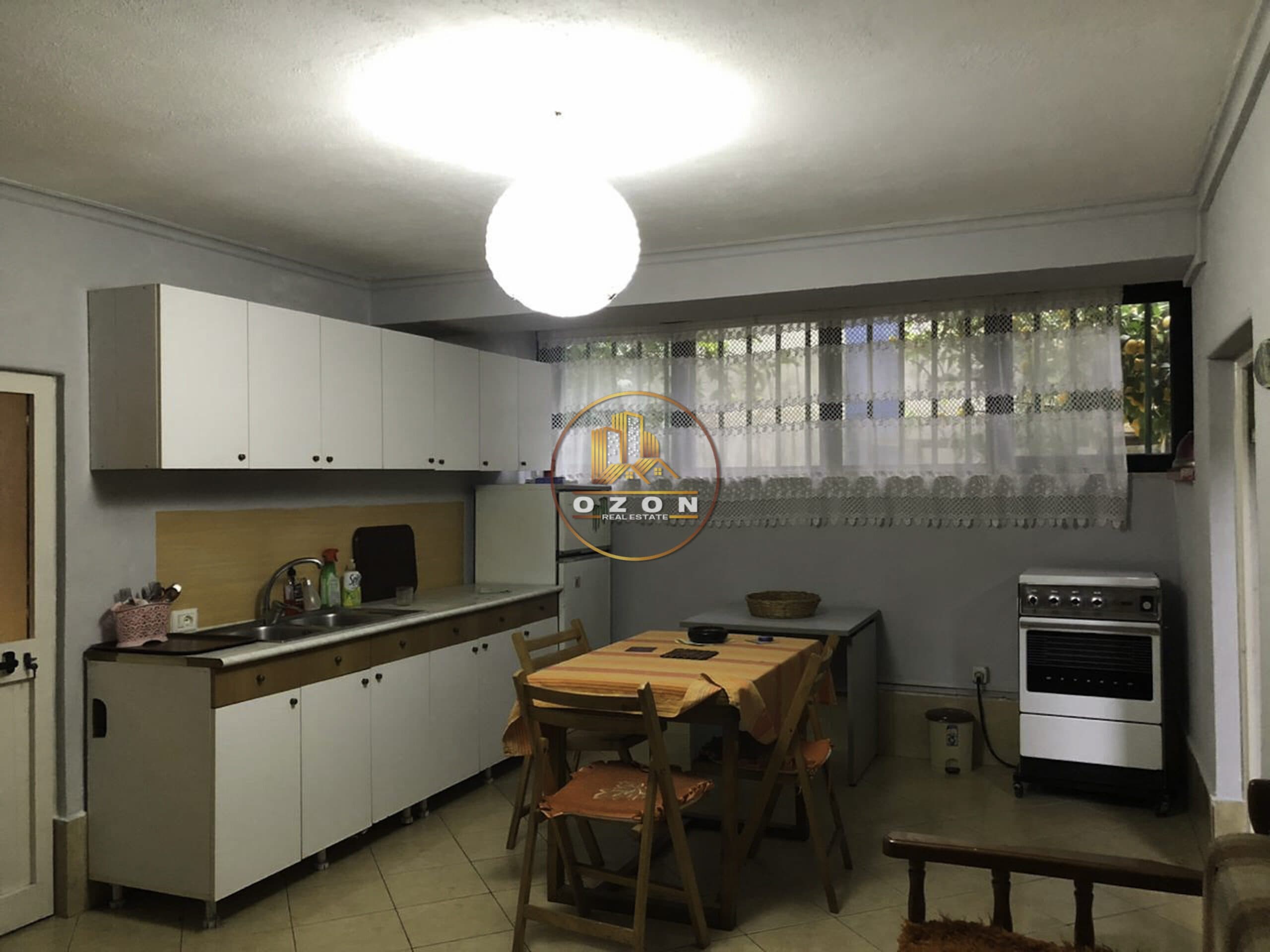 Jepet me qera apartament 1+1, i mobiluar.Prane Shallvareve. 2