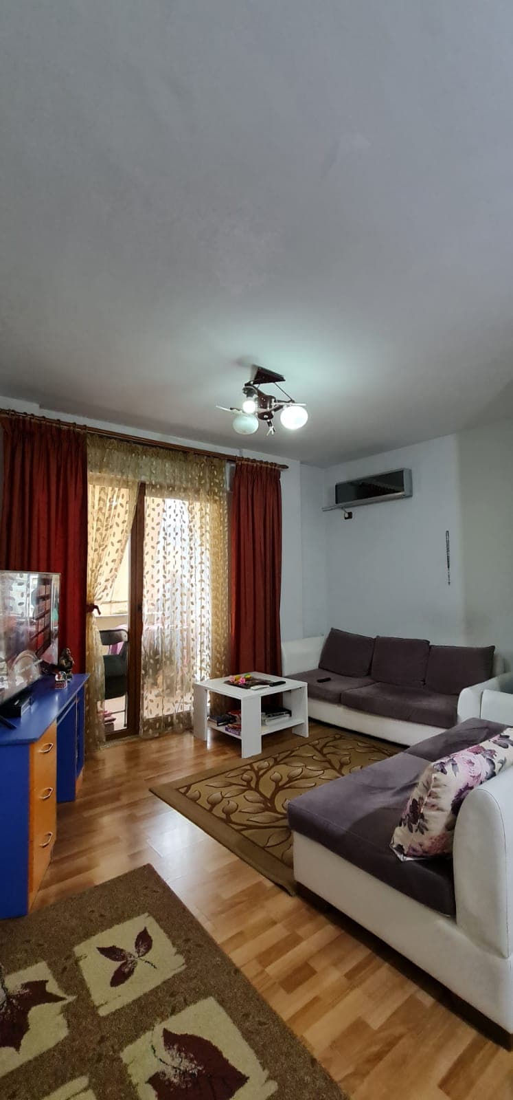 APARTAMENT 2+1+2 ME QERA TEK KOMUNA E PARISIT !