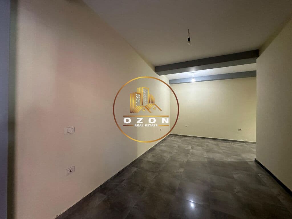 Shitet dhe Jepet me Qira Ambient Biznesi tek Liqeni i Thatë! 3