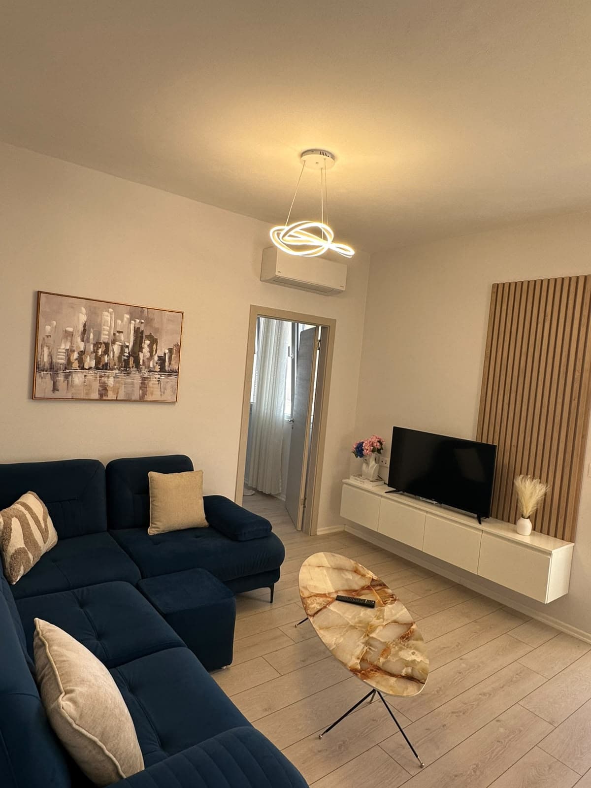 Apartament 1+1 për qira, RiverResidence, Astir !