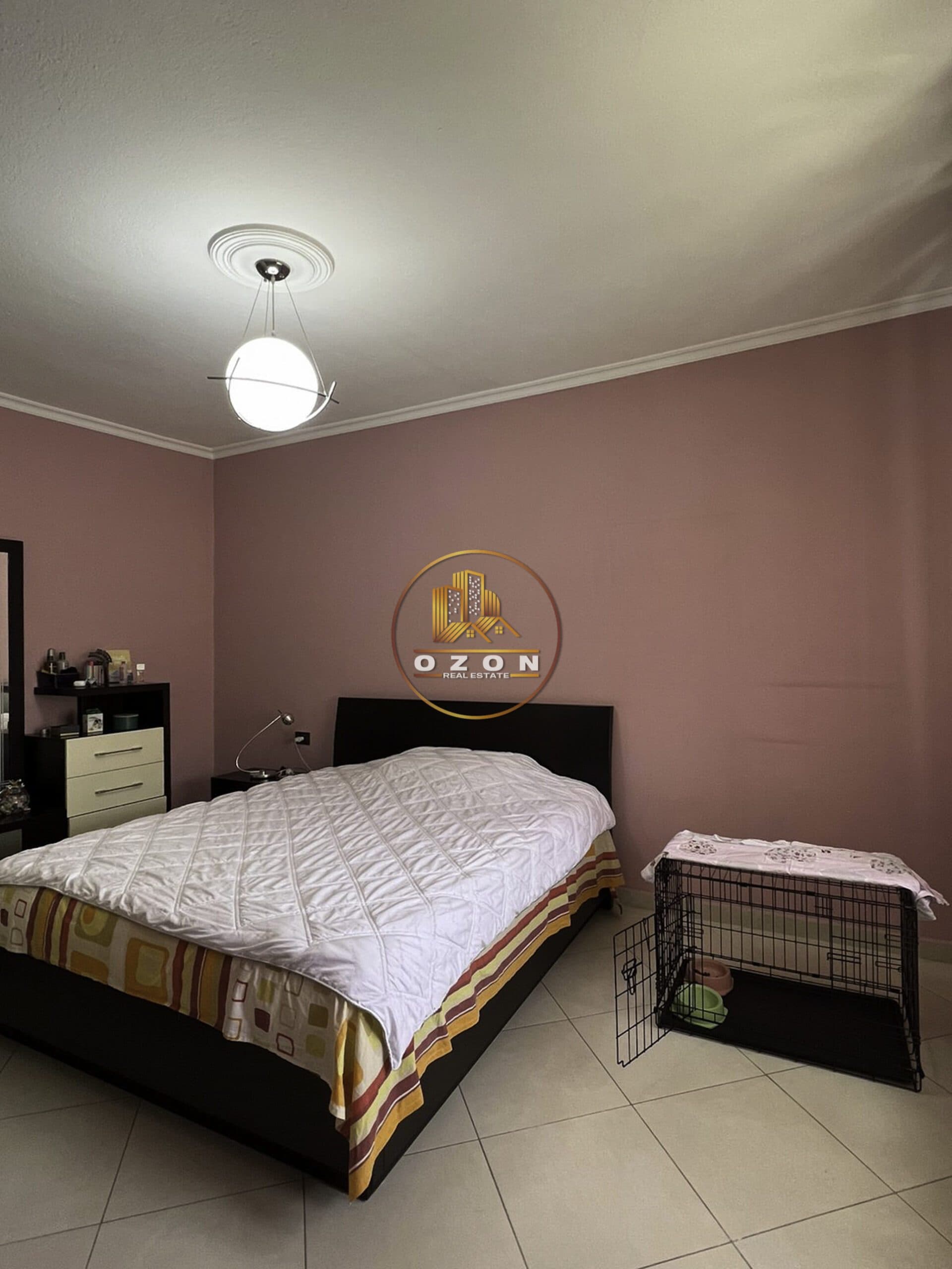 RRUGA E KAVAJES !! JEPET ME QERA APARTAMENT 3+1 .