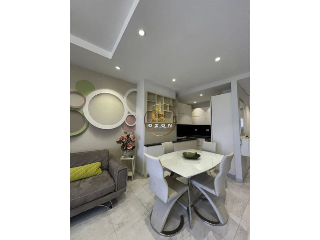 SUPER APARTAMENT ME QERA 2+1 ,RRUGA E ELBASANIT !