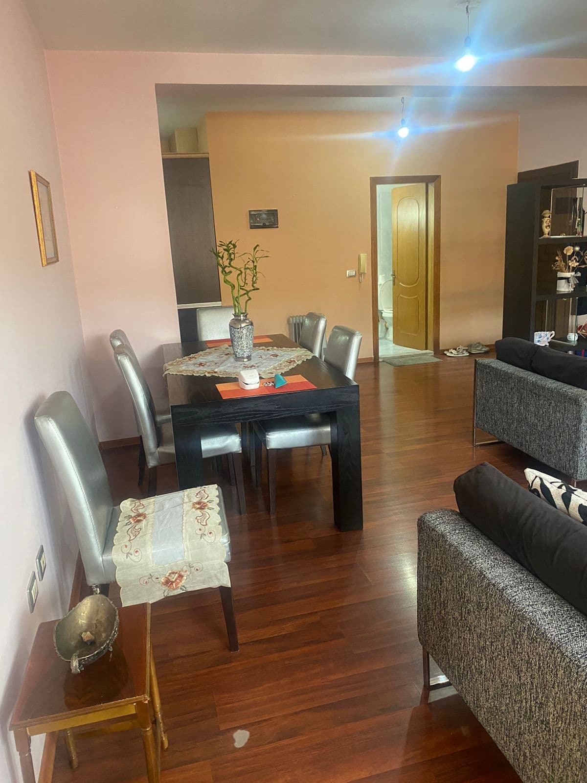 SHITET APARTAMENT 2+1+2 TEK KODRA E DIELLIT! 2
