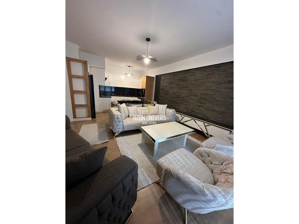Apartament 2+1 për qira tek ish Hotel Roland, Astir!