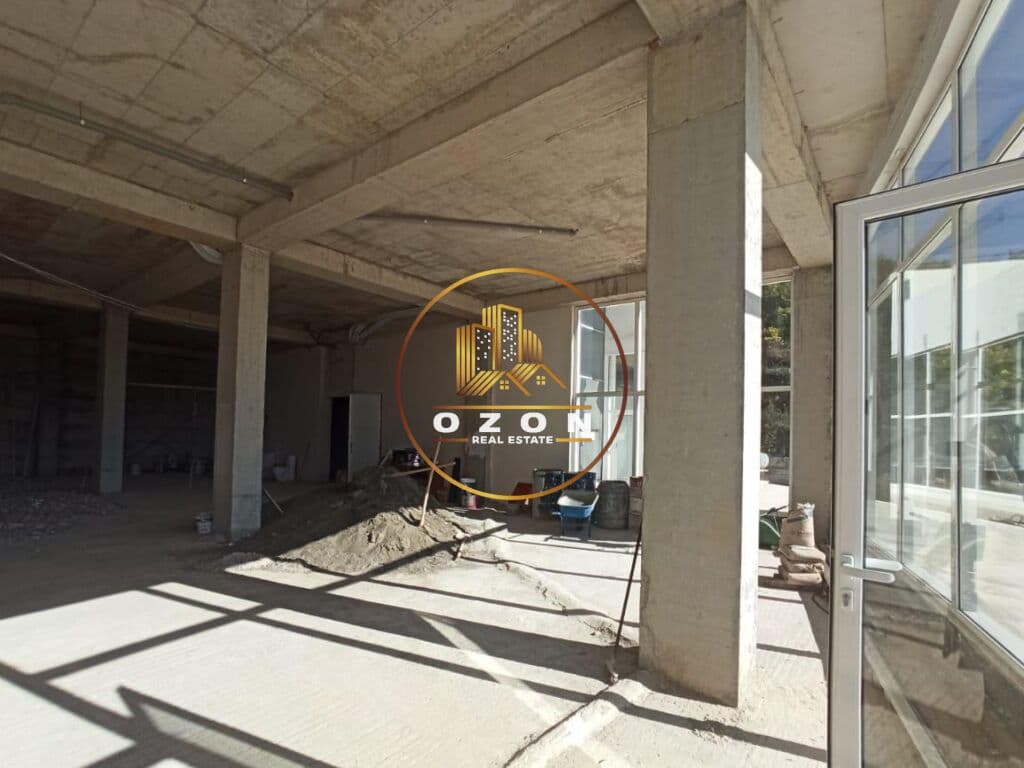 Shitet Ambjent Biznesi Bar Restorant Tek Rruga e Dajtit, Linzë! 4
