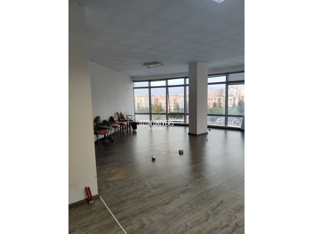 Ambient biznesi për qira përballe Casa Italia-s , Kthesa e Kamzës! 2