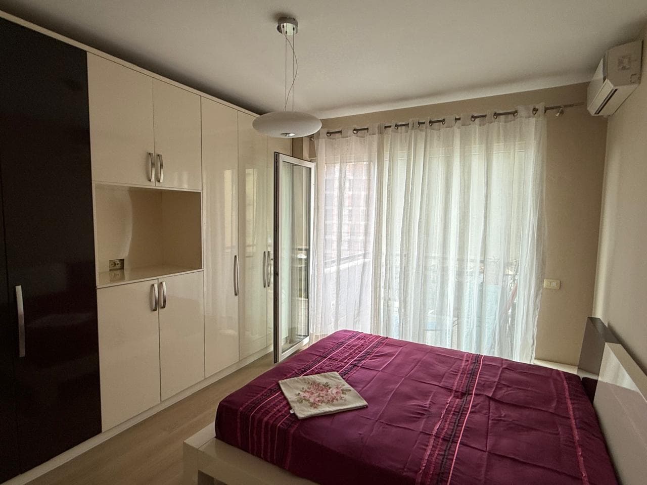 Apartament 2+1+2 për qira, mbrapa Globe, Rruga e Kavajës! 3