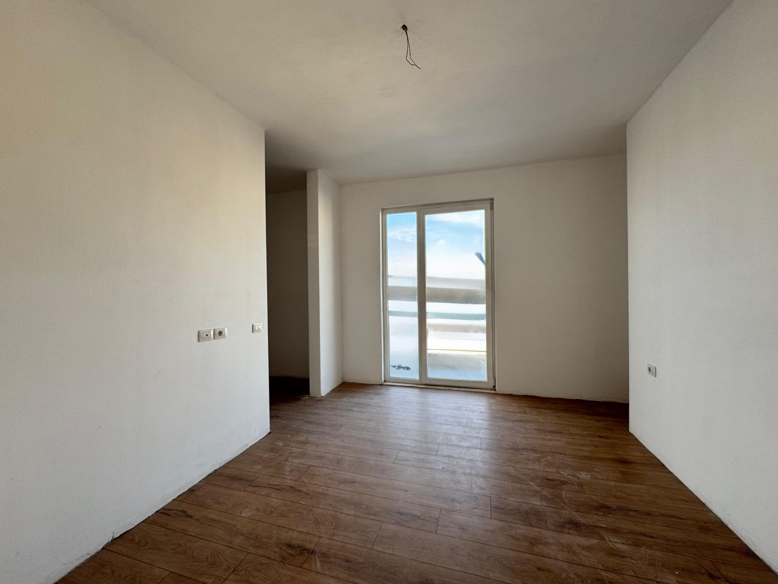 Apartament 2+1+2 për Shitje në Kompleksin Univers City, Pranë QTU-së! 3