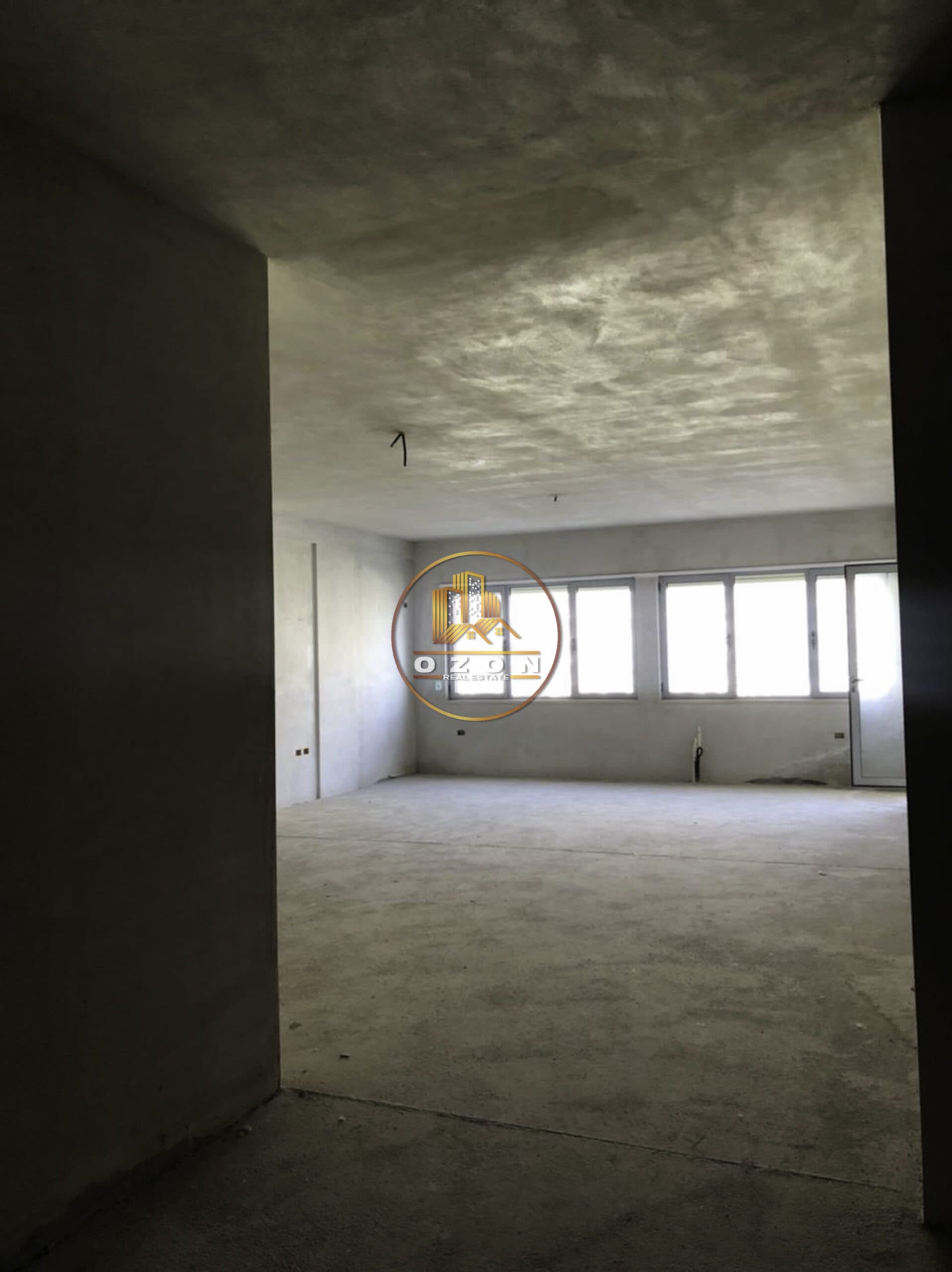 Apartament 3+1+3 wc ne shitje , me Hipoteke tek PAM,Liqeni Artificial