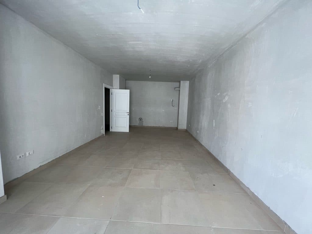 SHITET APARTAMENT 2+1+2, TEK KOMPLEKSI ASL PRANE SPITALEVE!