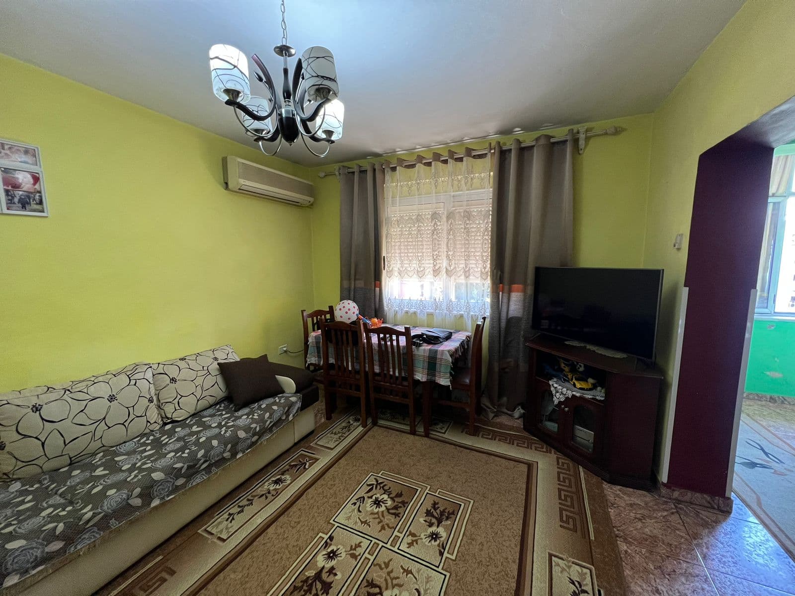 SHITET APARTAMENT 1+1, TEK VARRI I BAMIT! 4