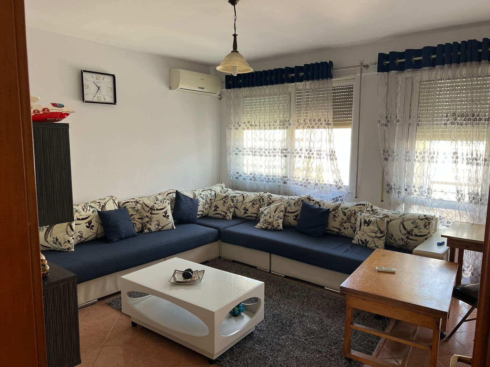 Apartament 1+1 për shitje tek Mali i Robit, Golem! 2