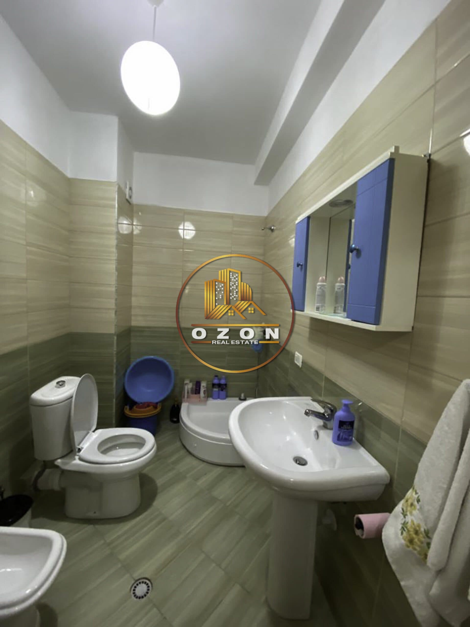 Shitet apartament 2+1+2 tek Rruga e Teleferikut, Fresk! 2