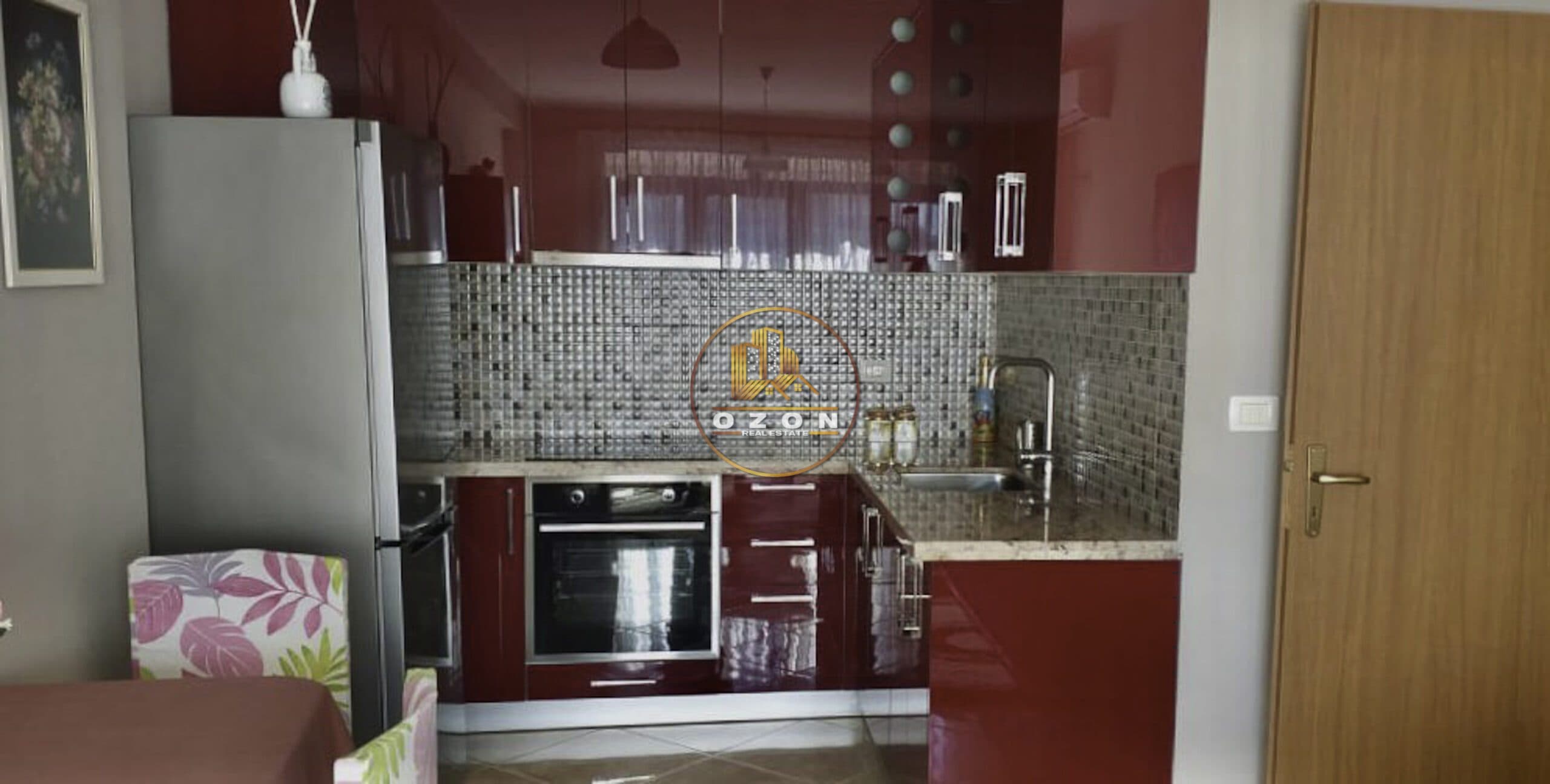 APARTAMENT 2+1 ME QERA TEK KOPSHTI ZOOLOGJIK ! 3