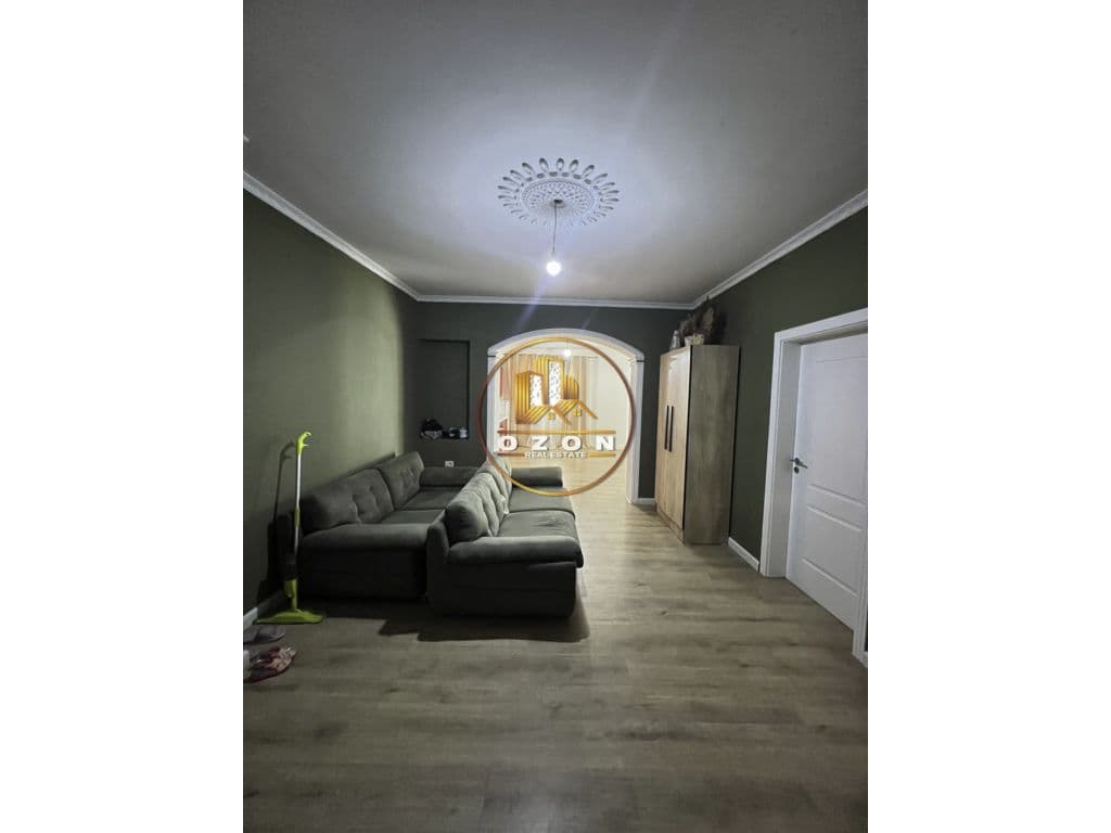 JEPET ME QIRA APARTAMENT 2+1 PER BIZNES, NE MYSLYM SHYR!