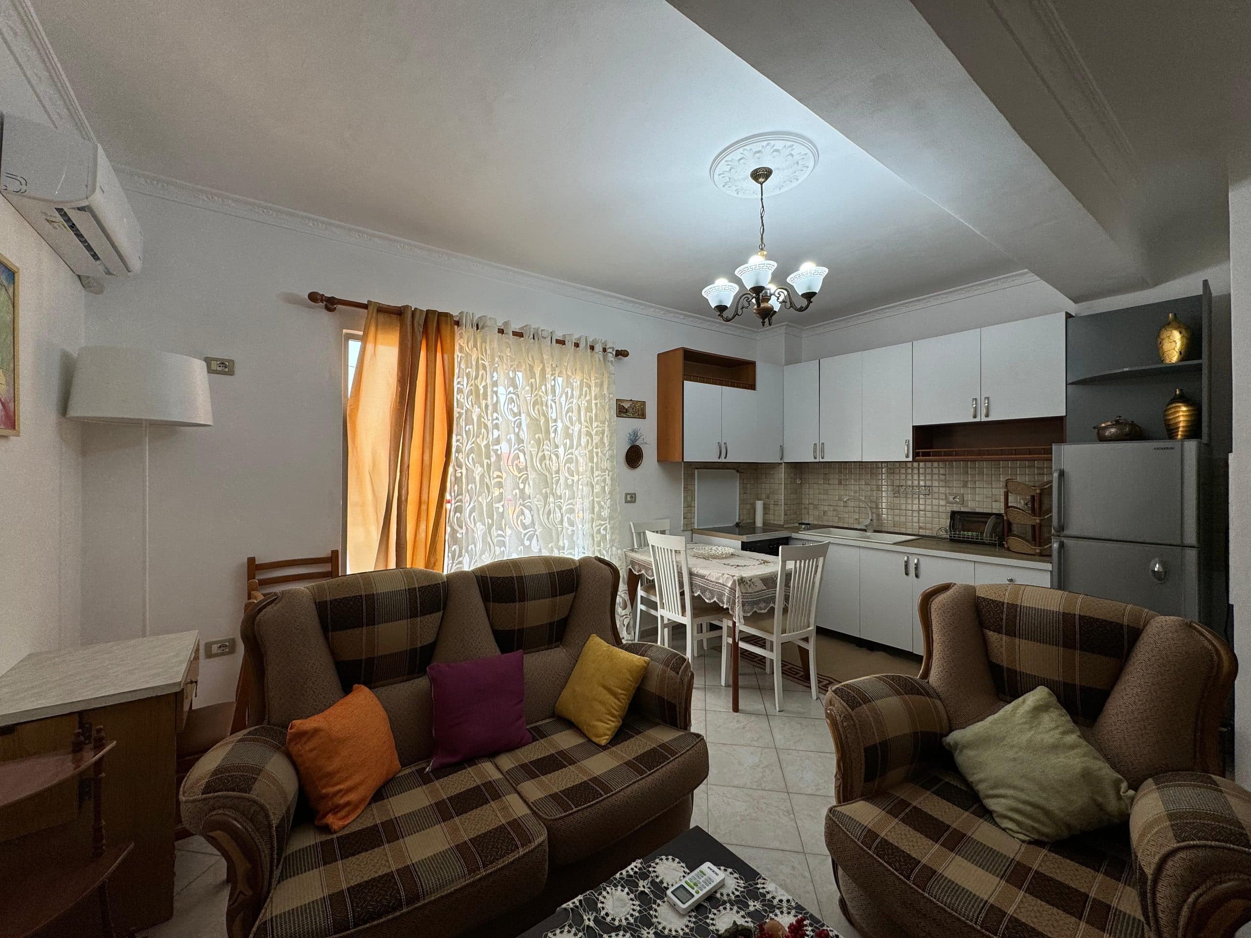 Apartament Me Qira 1+1 Në Astir! 3