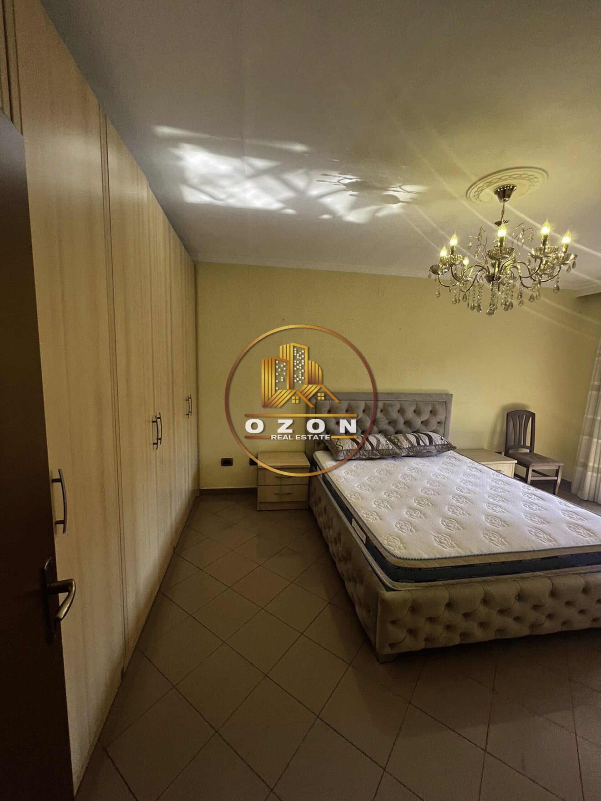 SHITET APARTAMENT 2+1, PRANE ATSH-se!!! 4