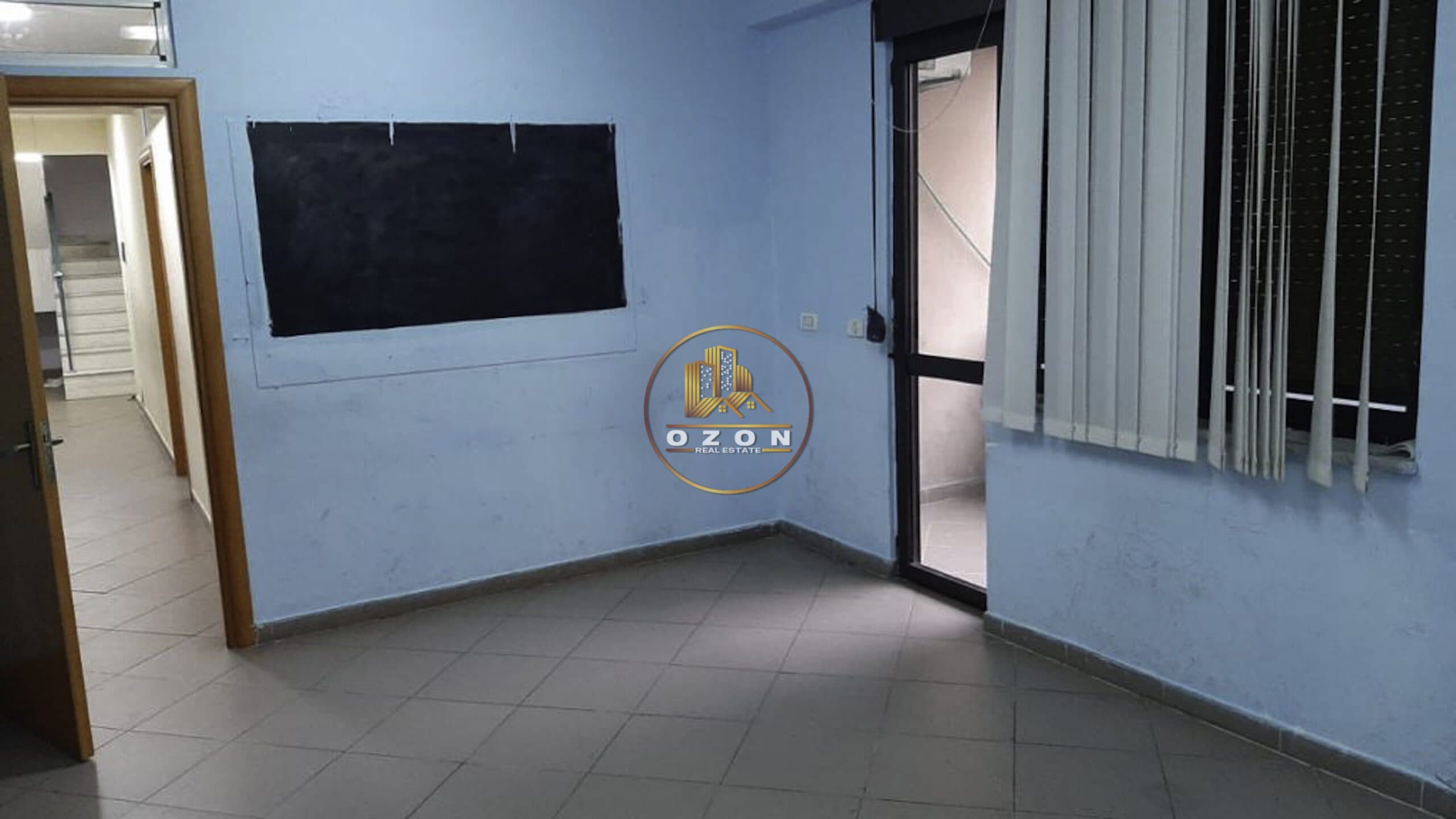 JEPET ME QERA APARTAMENT 2+1 PER ZYRA NE BLLOK !