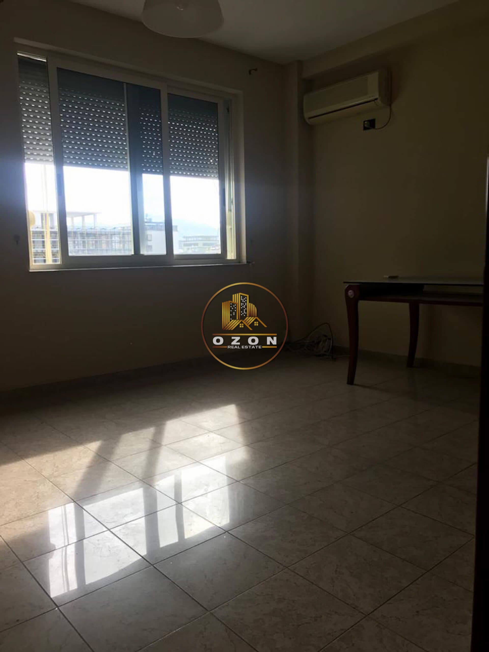 Qera, Apartament 2+1 , pjeserisht i mobiluar.Rruga Brigada V||| , Bllok