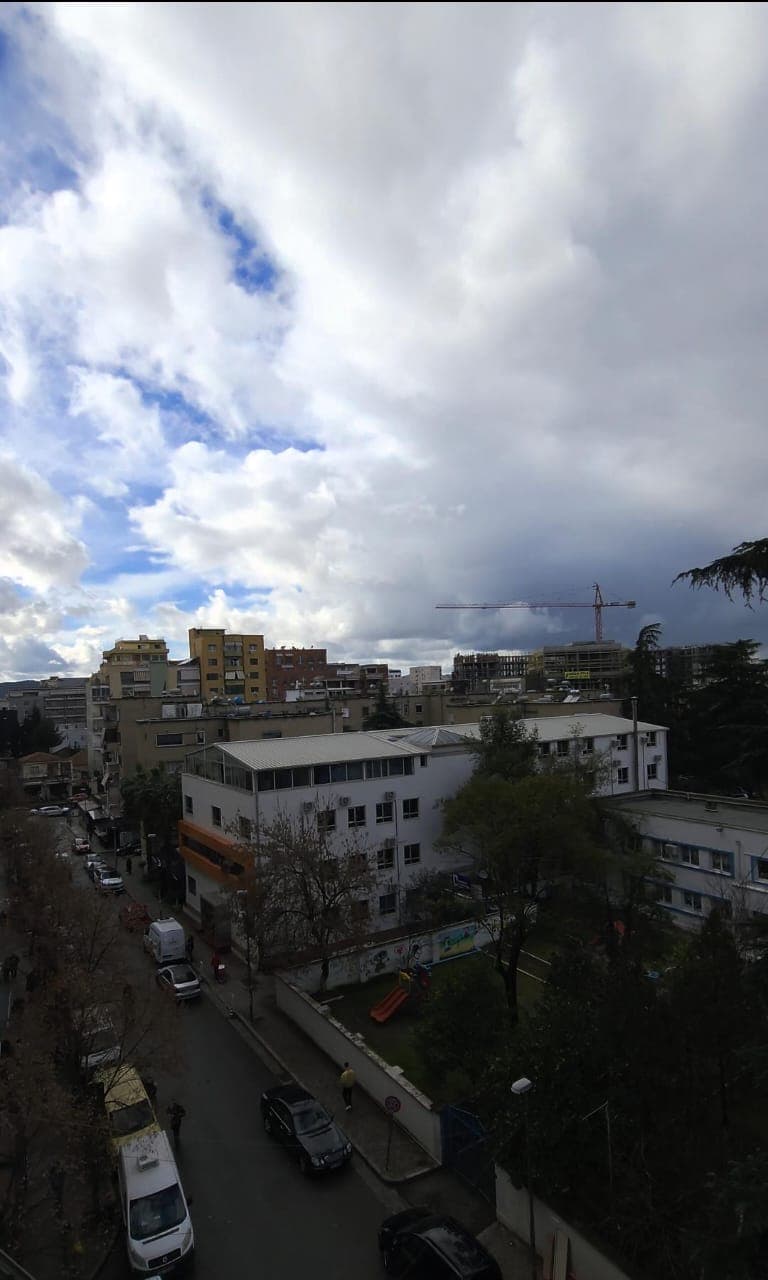 Apartament per shitje !