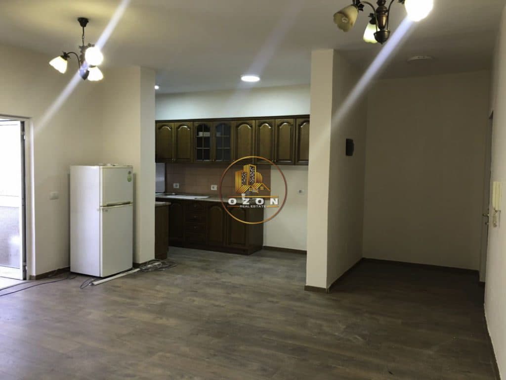 Jepet me qera Apartament 1+1 per zyra , Adresa : Sheshi Willson 3