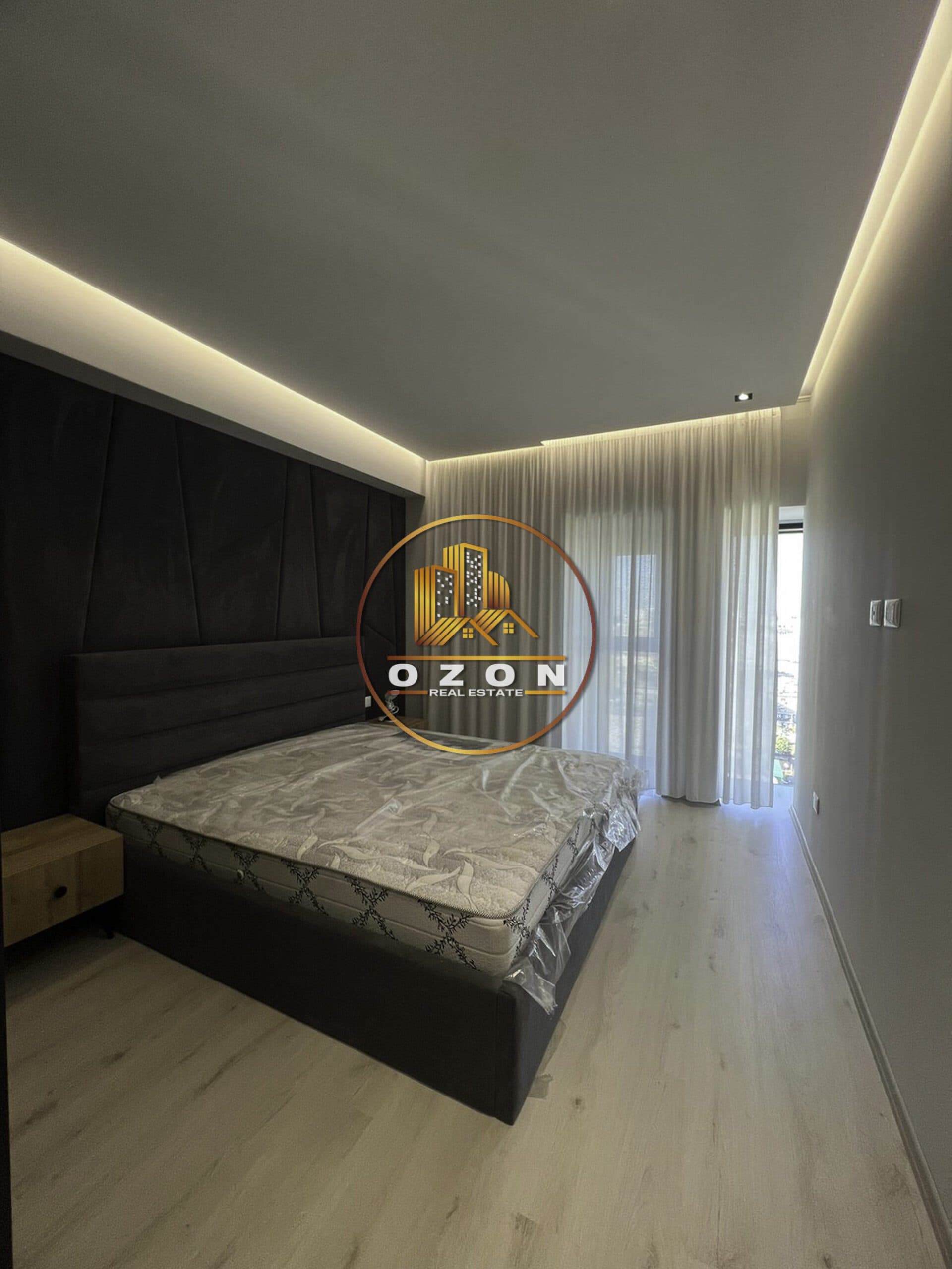 SHITET SUPER APARTAMENT 1+1 TEK SQUARE 21, RRUGA E KAVAJES! 3